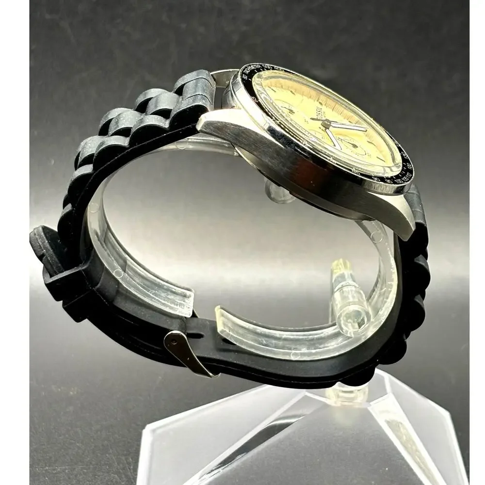 Fossil Sport 54 CH3023 Chronograph Beige Dial Black Strap 44mm Watch